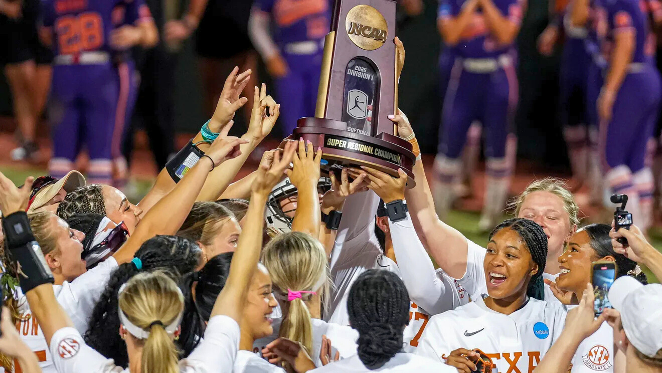 Jadwal Seri Dunia Perguruan Tinggi Wanita 2025 Cara Kerja Turnamen Softball NCAA