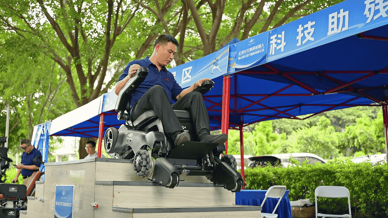 China está liderando el camino en el uso de la tecnología para mejorar la calidad de vida de las personas con discapacidad.