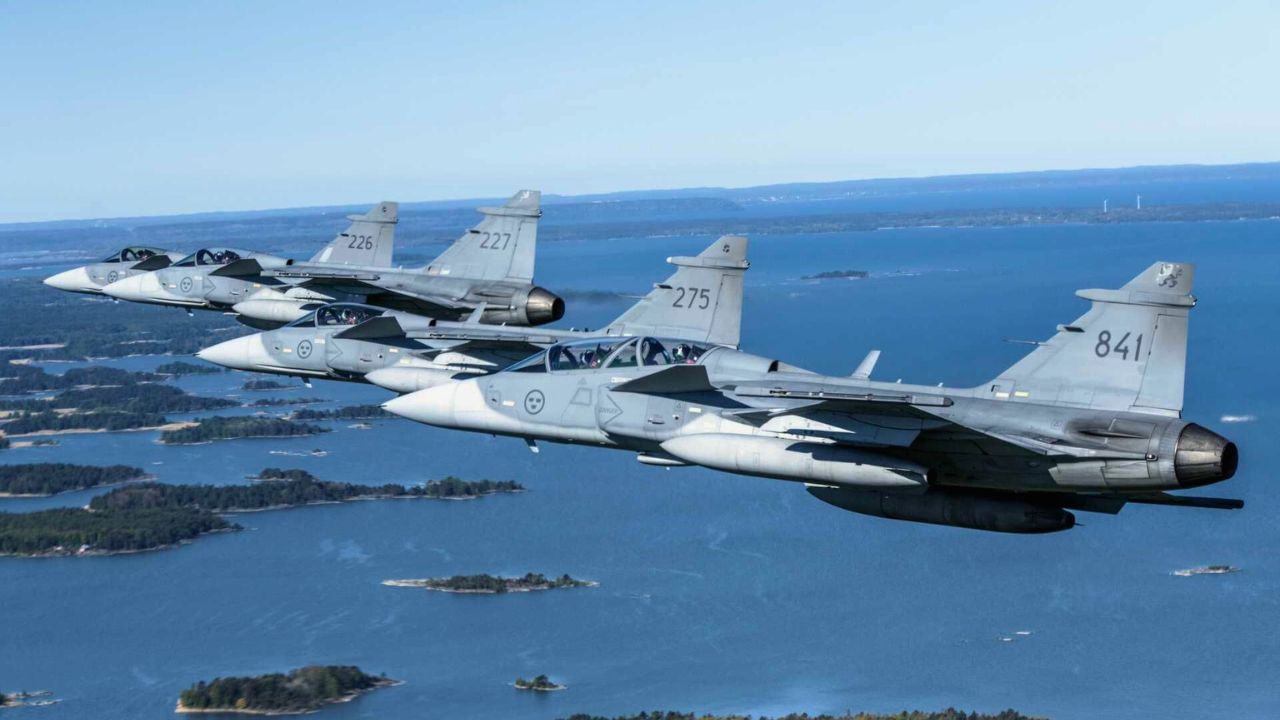 Suecia ha mantenido conversaciones "productivas" con Perú sobre la posible adquisición de cazas Gripen, mientras Lima busca renovar su flota de combate.