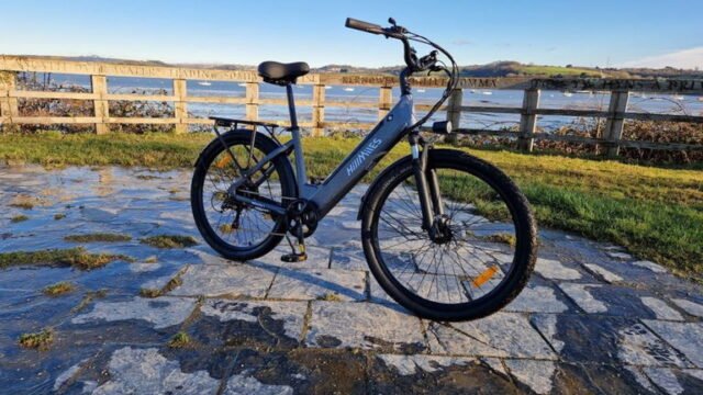 Buena-bonita-y-barata-esta-bicicleta-electrica-de-paseo-lo.jpg