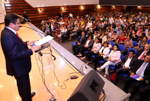 Convocan-al-XV-Congreso-Internacional-de-Educacion-Encinas.jpg