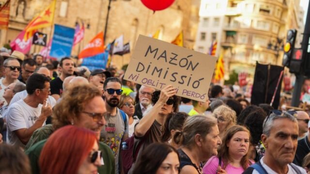El-grito-que-no-cesa-mas-de-50000-personas-exigen.jpg