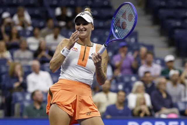 Elena-Rybakina-supera-a-Mirra-Andreeva-por-el-ultimo-puesto.jpg