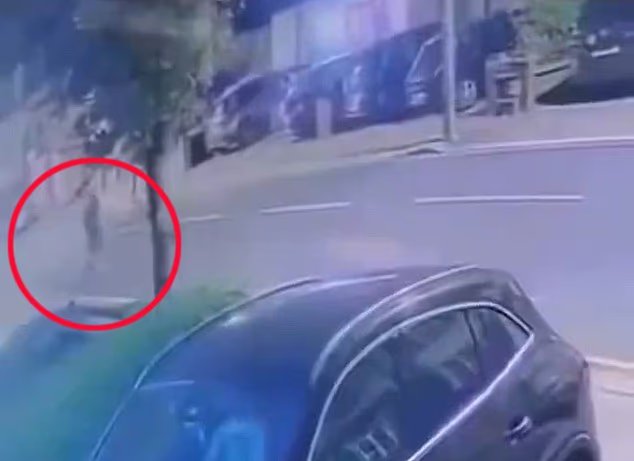 En-la-foto-Peaton-muerto-en-un-atropello-mortal-mientras.jpg