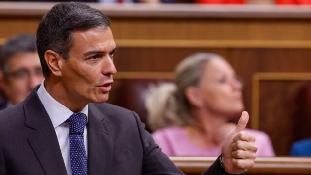 Feijoo-calienta-la-comparecencia-de-Sanchez-en-el-Senado-quotSi.jpg