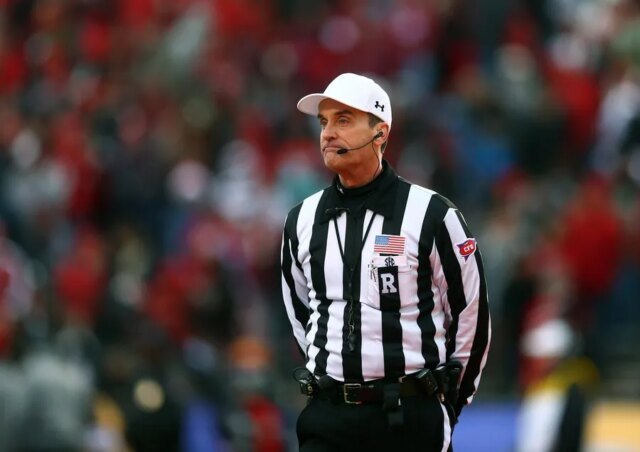 Informes-la-SEC-suspende-al-arbitro-del-controvertido-juego-Georgia-Auburn.jpg
