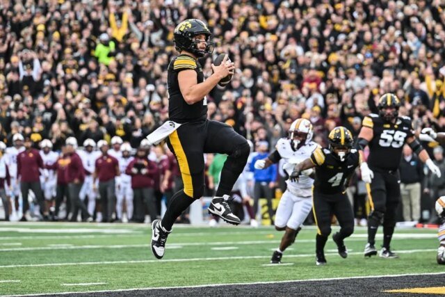 Iowa-derrota-a-Minnesota-en-una-actuacion-dominante-en-todos.jpg