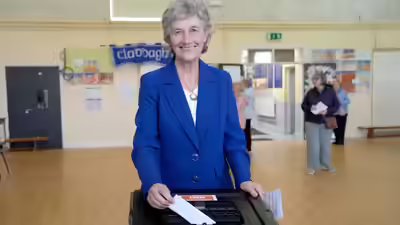 Irlanda-La-izquierdista-Catherine-Connolly-gana-las-elecciones-presidenciales.jpg