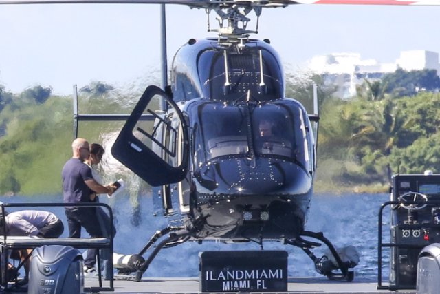 Jeff-Bezos-y-Lauren-Sanchez-estarian-viviendo-en-una-de.jpg