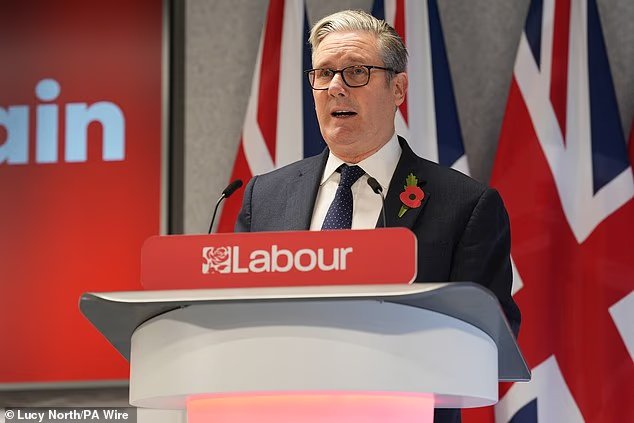 LORD-ASHCROFT-El-esquema-de-tarjetas-de-identificacion-es-una.jpg