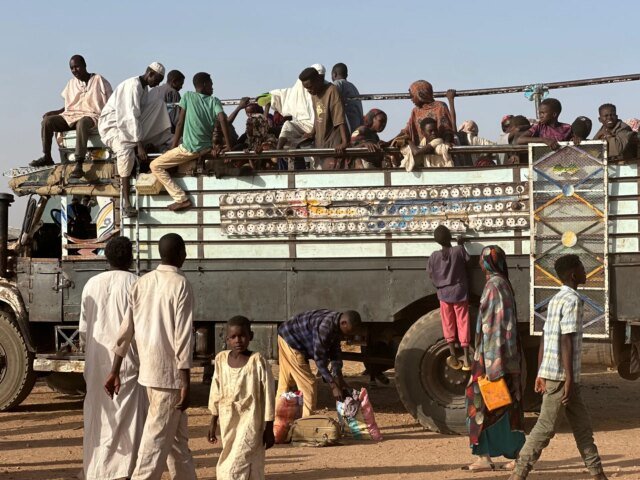 La-batalla-por-El-Fasher-en-Sudan-se-intensifica-mientras-RSF.jpg