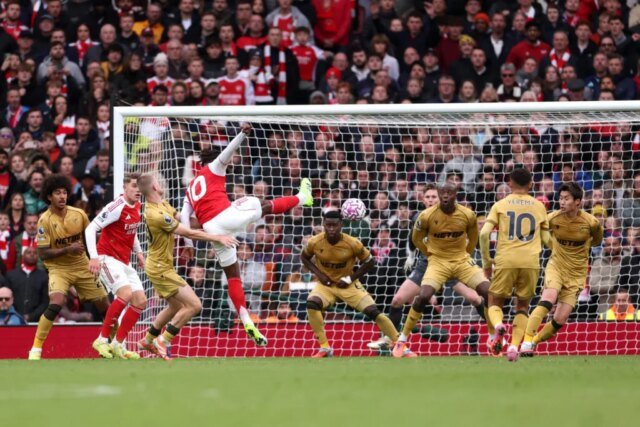 Lider-en-Inglaterra-el-Arsenal-tiene-casi-el-70-de.jpg