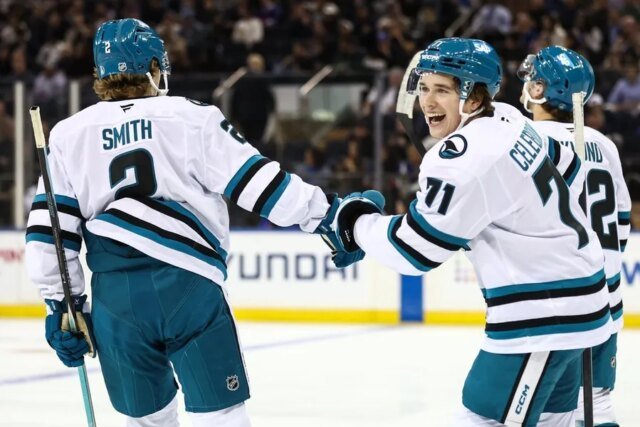 Macklin-Celebrini-5-puntos-lidera-a-los-Sharks-sobre-los.jpg