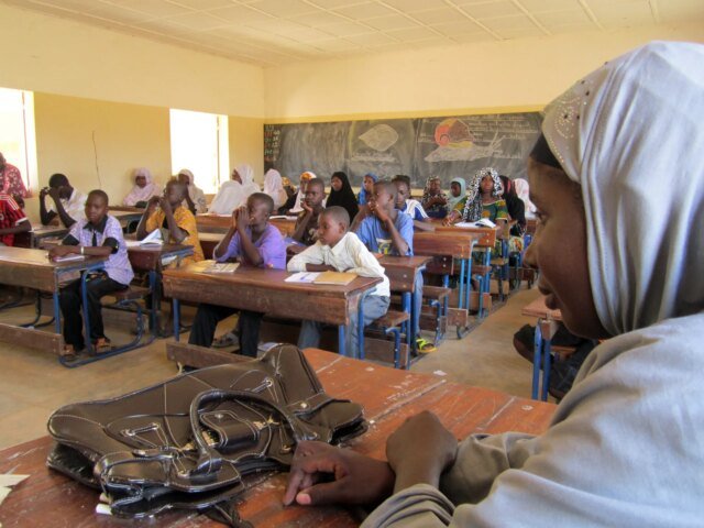 Mali-cierra-escuelas-mientras-el-bloqueo-de-combustible-impuesto-por.jpg