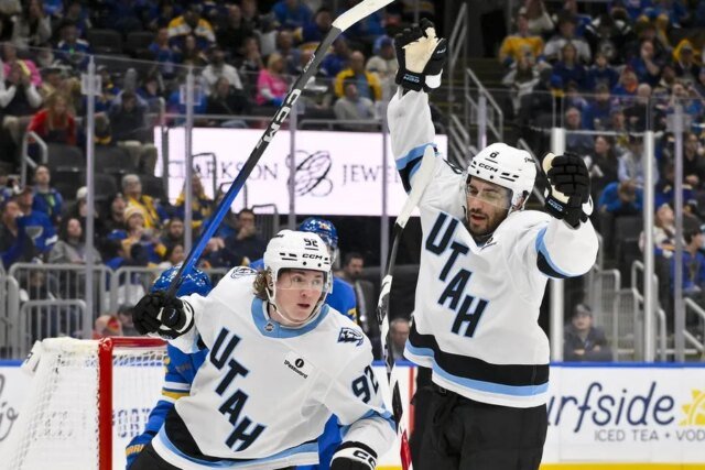 Mammoth-y-Jets-chocan-en-enfrentamiento-de-equipos-centrales-al.jpg
