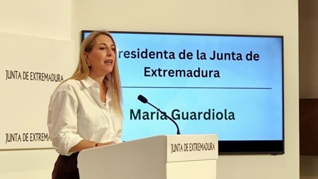 Maria-Guardiola-apura-plazos-y-lleva-al-21-de-diciembre.jpg