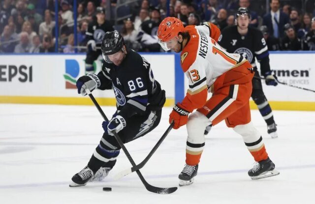 Nikita-Kucherov-anota-el-punto-1000-mientras-Lightning-vence-a.jpg
