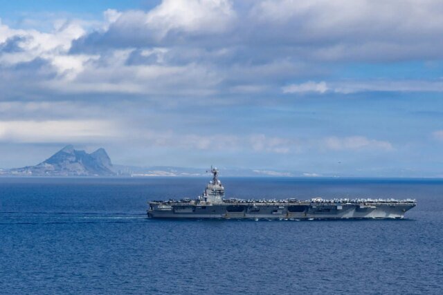 Portaaviones-mas-poderoso-de-EEUU-avanza-hacia-el-Caribe-y.jpg