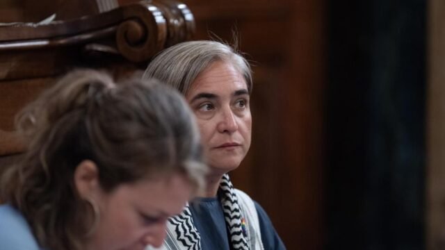 Seducir-a-votantes-del-PSC-o-reenamorar-a-los-movimientos.jpg
