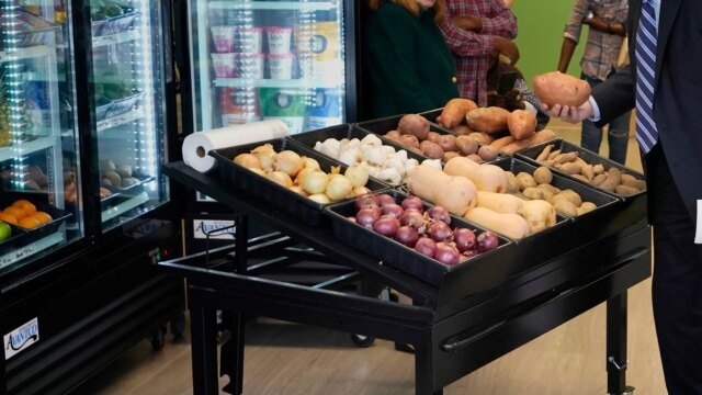 USDA-anuncio-que-no-entregara-ayuda-alimentaria-el-1-de.jpg