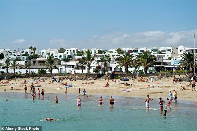 Un-turista-britanico-de-56-anos-muere-al-caer-desde.jpg