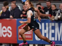 El comandante Carlton logra la victoria en la semifinal; Hawk lesiona accidentalmente a un compañero de equipo