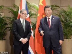 Los laboristas child acusados de encubrir el hackeo chino de los registros del Ministerio de Asuntos Exteriores en medio del escándalo sobre los espías de Beijing y la controvertida visita de Keir Starmer a China.