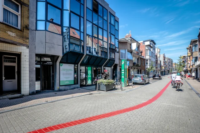 de-kasteelstraat-in-de-panne-waar-het-lichaam-werd-gevonden.webp