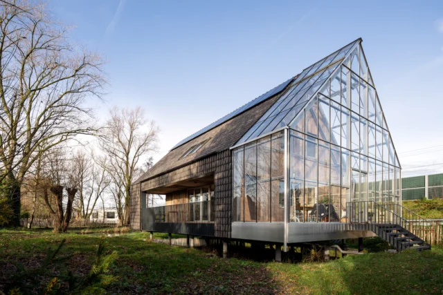 je-energiefactuur-flink-verlagen-dankzij-een-wintertuin-architecten-tonen-hoe-je-dat-doet.webp