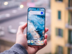 Este móvil es un gama media muy ambicioso: IA, diseño resistente IP69, buena cámara y batería enorme, y ahora cuesta menos de 230 euros