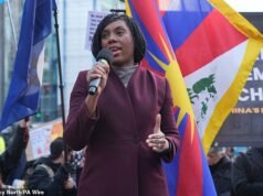 Kemi Badenoch dice que el “débil” Keir Starmer debe dejar de estar “tan aterrorizado” por China y bloquear el strategy de Xi Jinping para construir una súper embajada en Londres